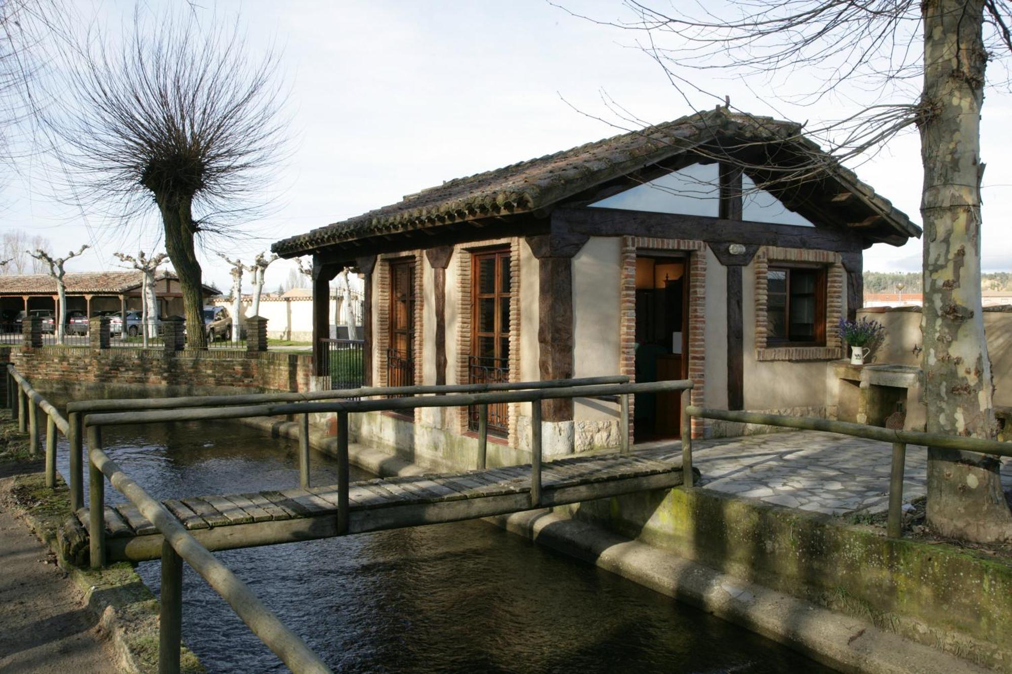 Molino El Sotillo Villa Saldana Exterior photo